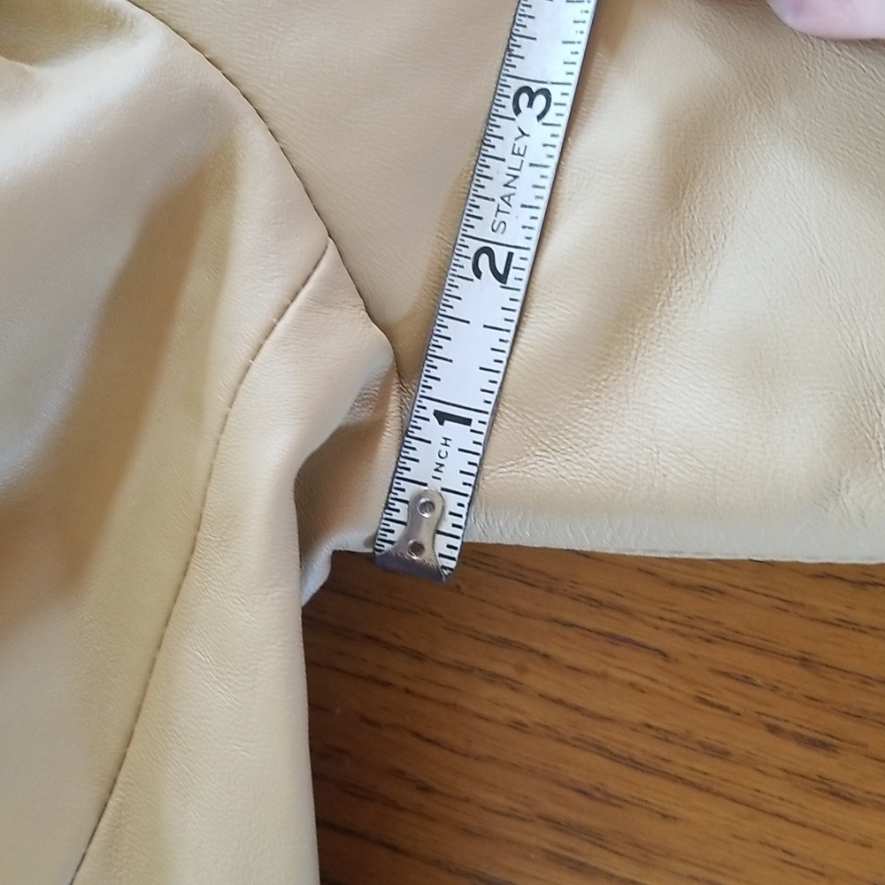 Centigrade Ladies Leather Coat - Picture 11 of 16